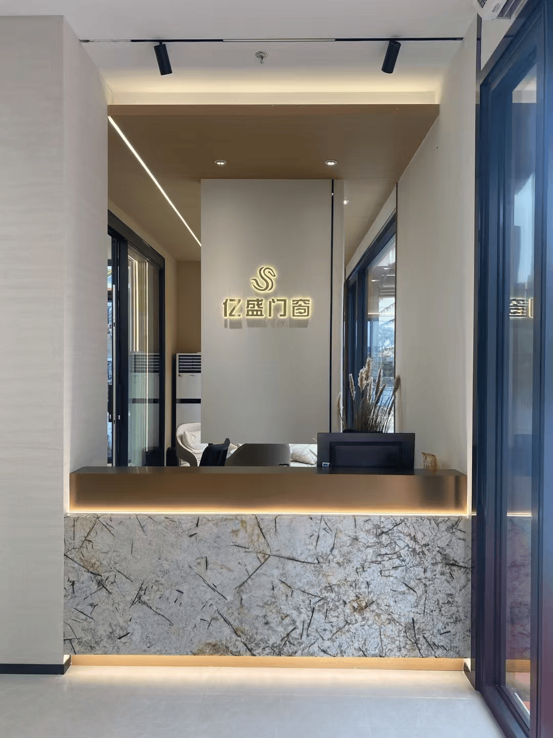 Lingnan Energy Energy-Resistant Bridged Aluminum Sliding Window (ASEAN Customized Model)